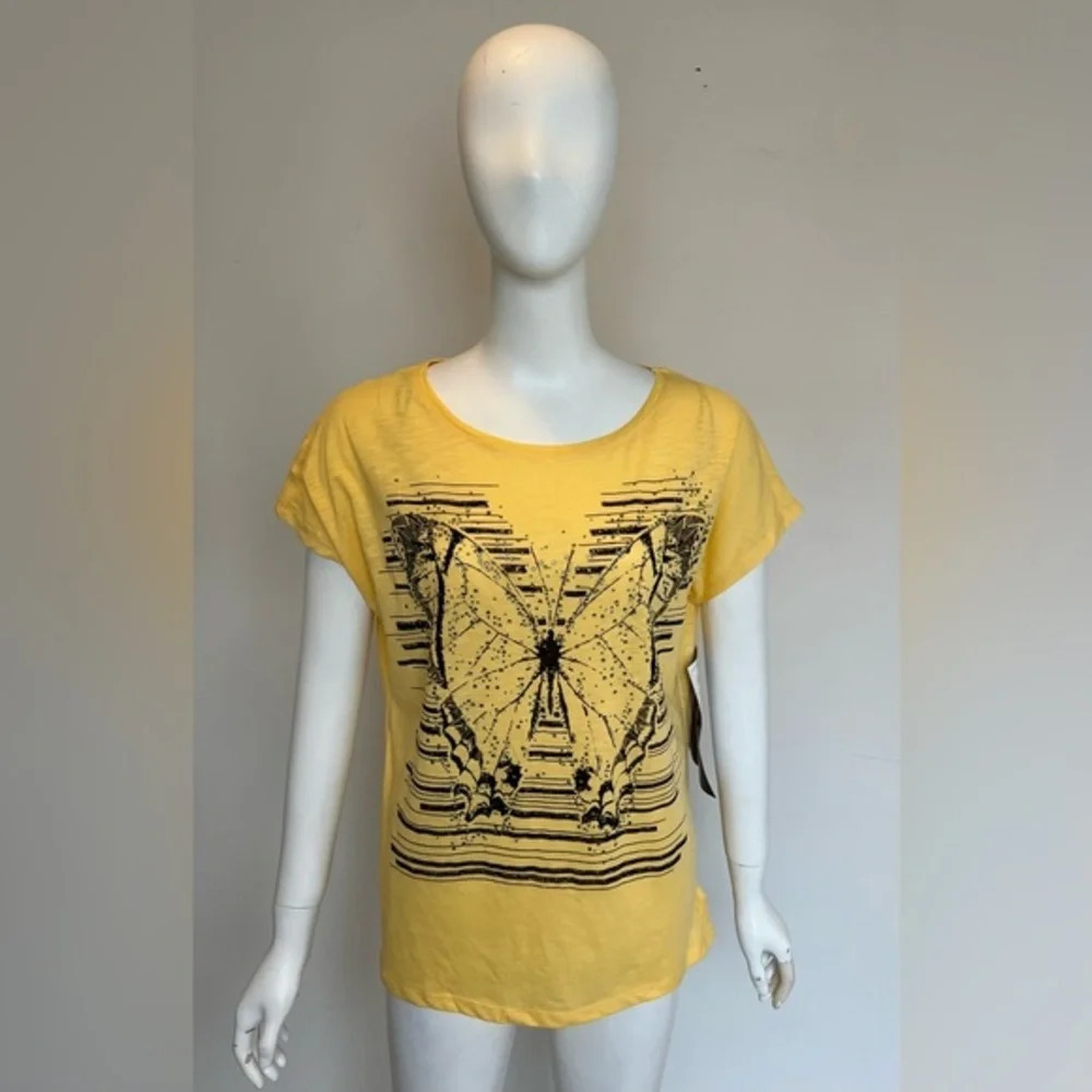 Onque Casuals SZ M Yellow Butterfly Short Sleeves Rhinestone T-Shirt Top NWT